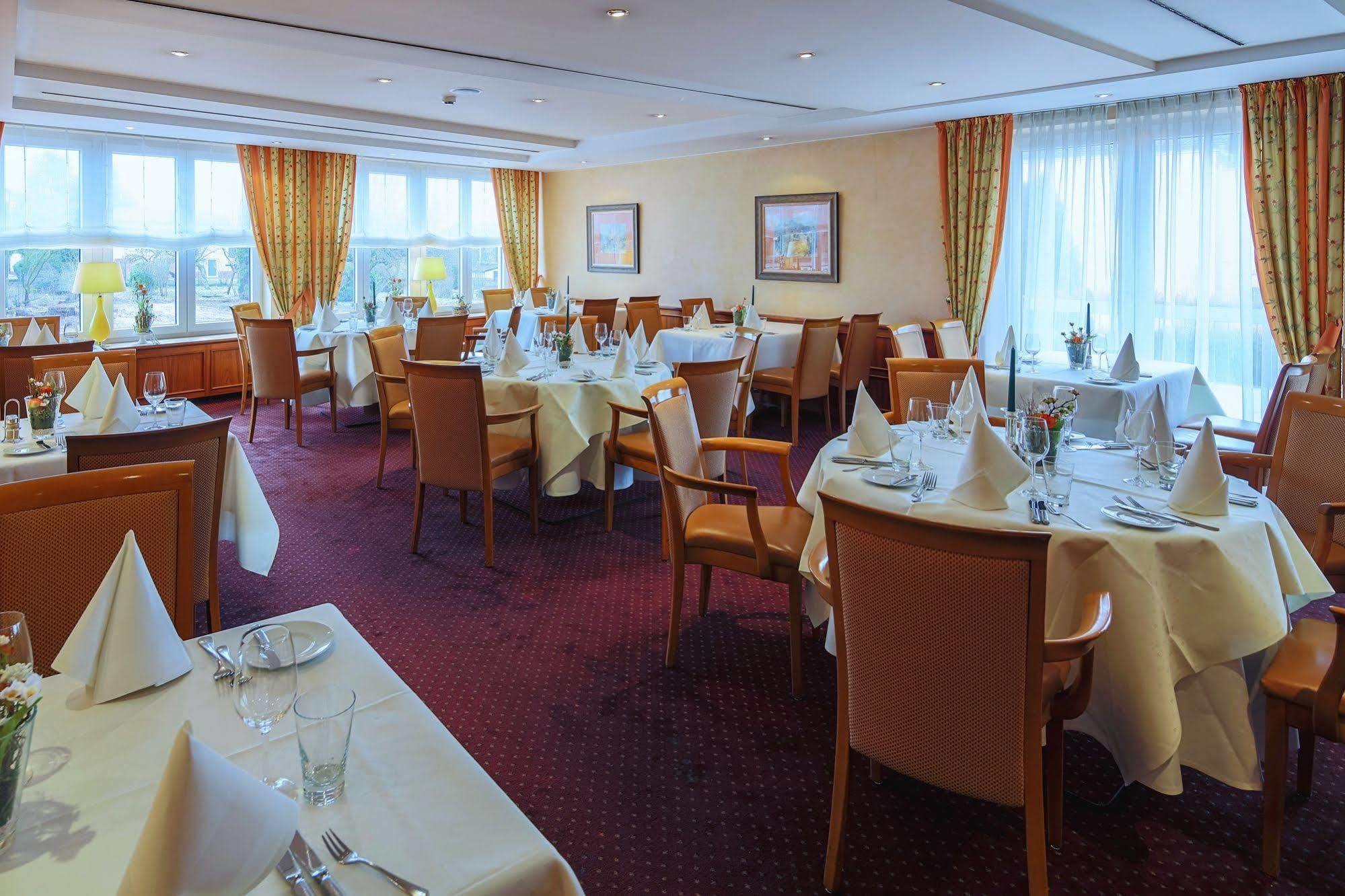 Hotel-Restaurant Kunz Pirmasens Buitenkant foto