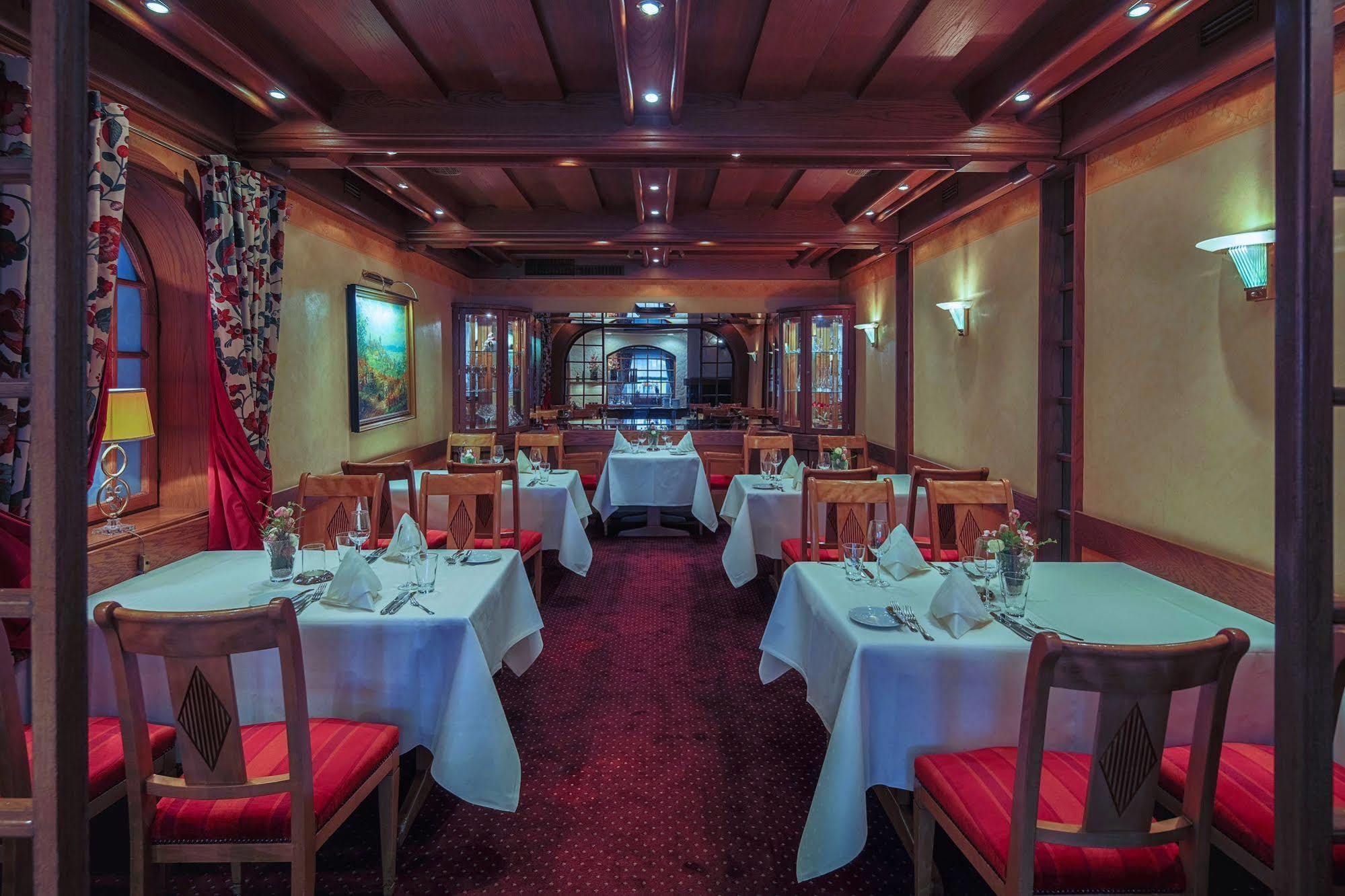 Hotel-Restaurant Kunz Pirmasens Buitenkant foto