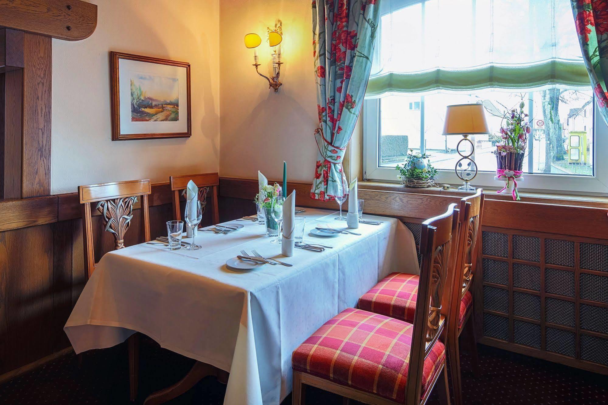 Hotel-Restaurant Kunz Pirmasens Buitenkant foto