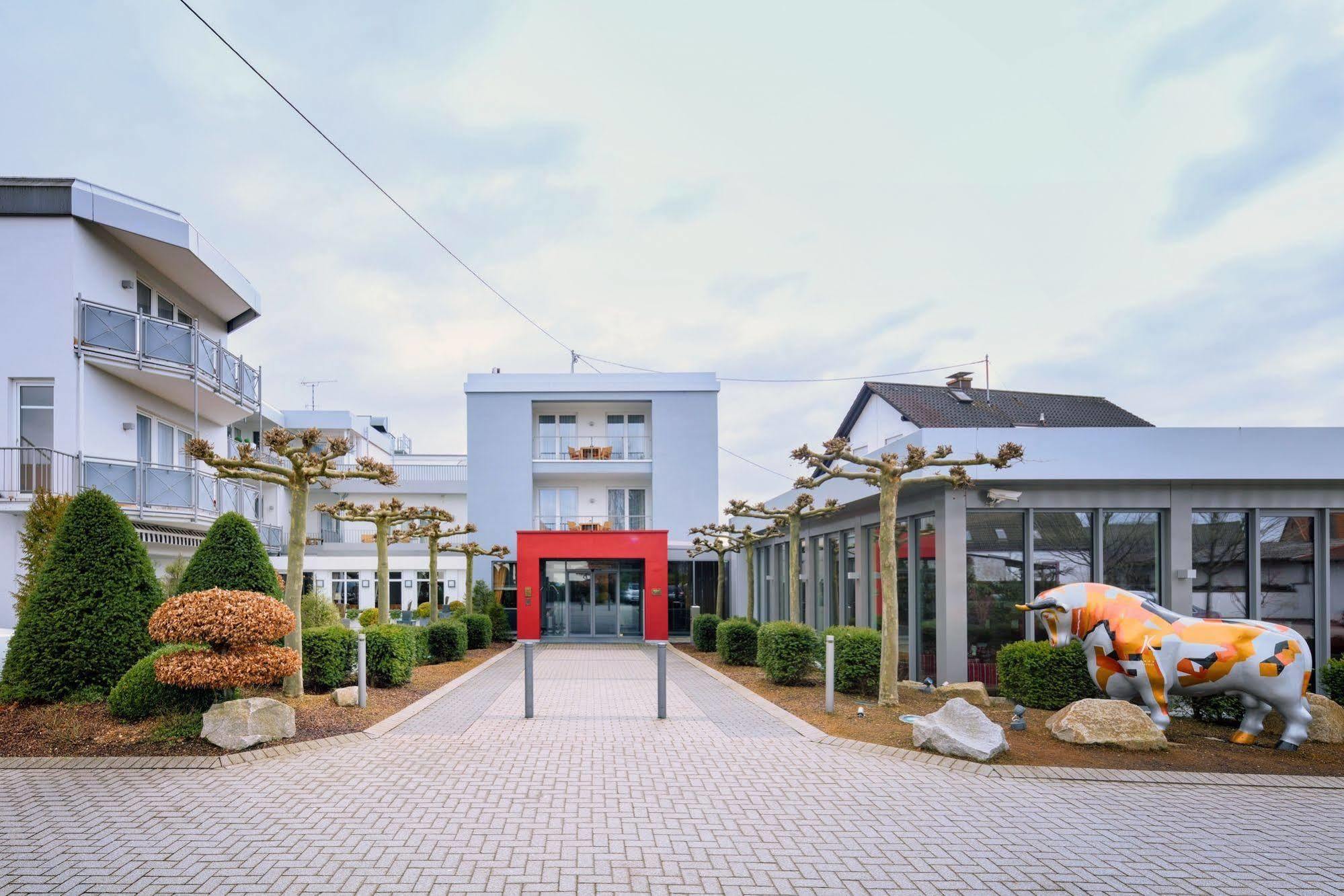 Hotel-Restaurant Kunz Pirmasens Buitenkant foto